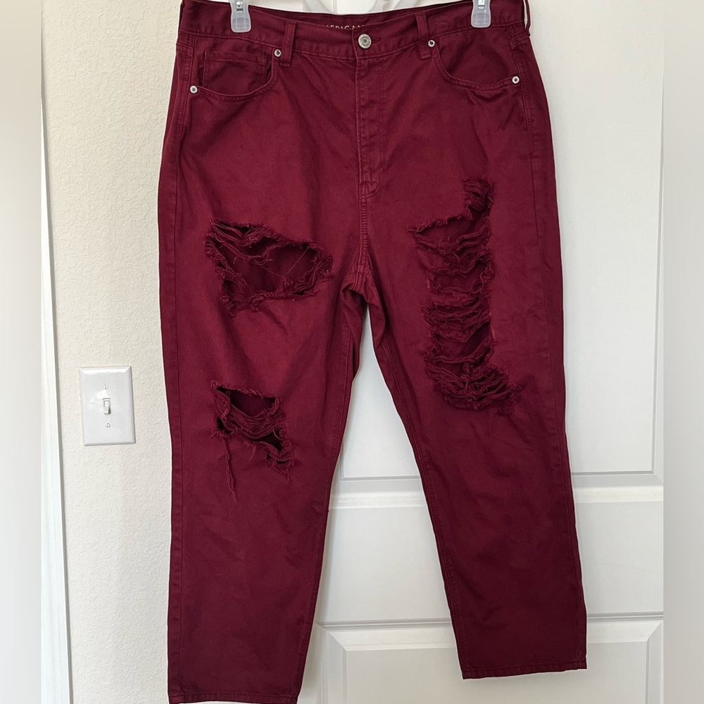 American Eagle Distressed Mom Jeans, Cranberry - size 18 Short
